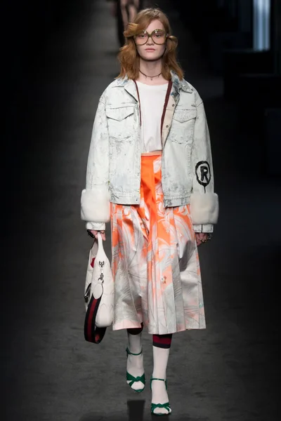 Look 65